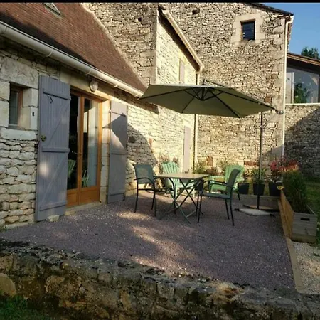 Gite 아파트 Sauveterre-la-Lémance